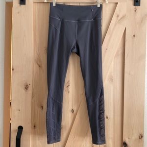 CALIA by Carrie Underwood mesh side leggings MED